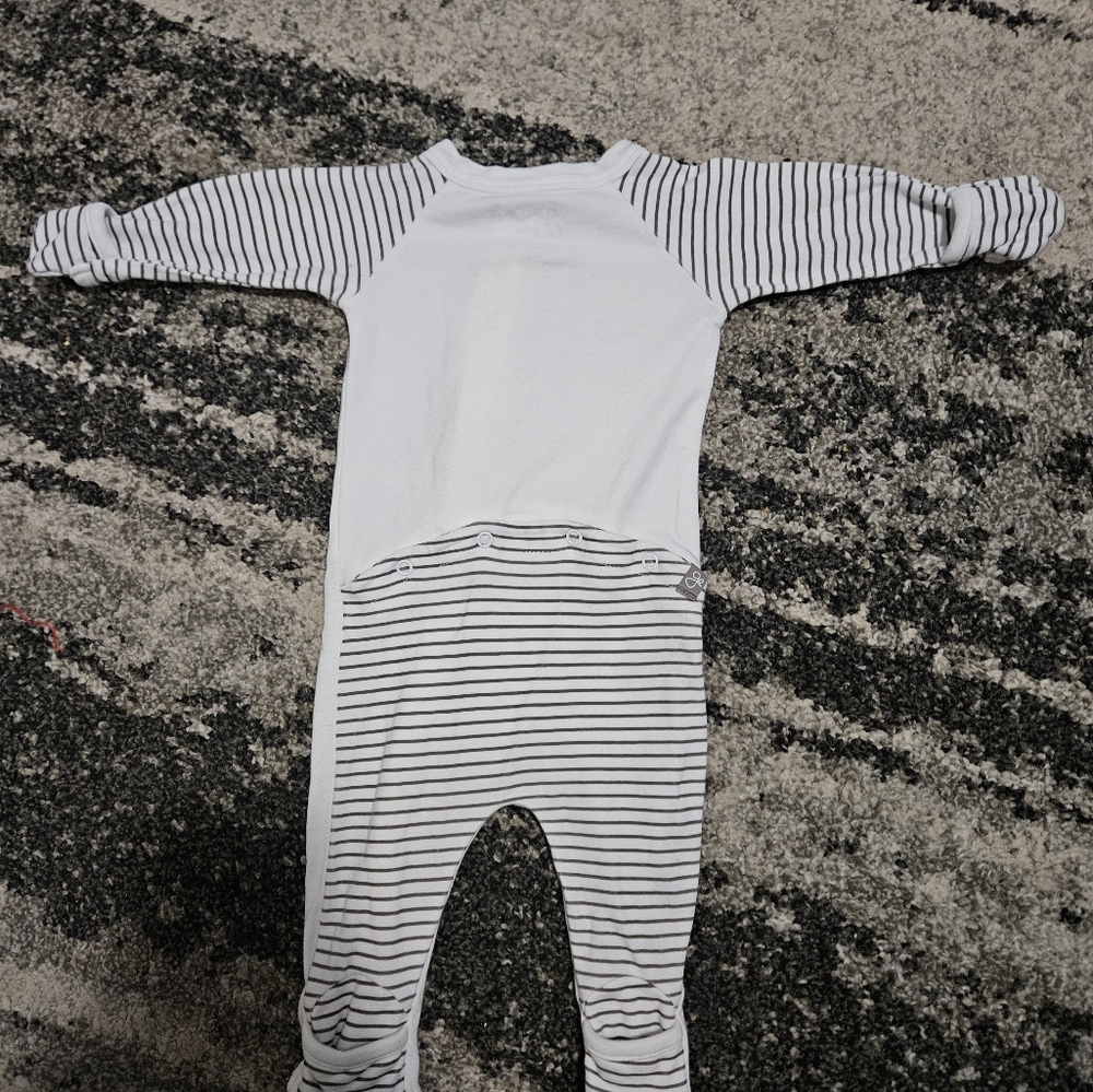 Goumi Grow with Me Sleeper.